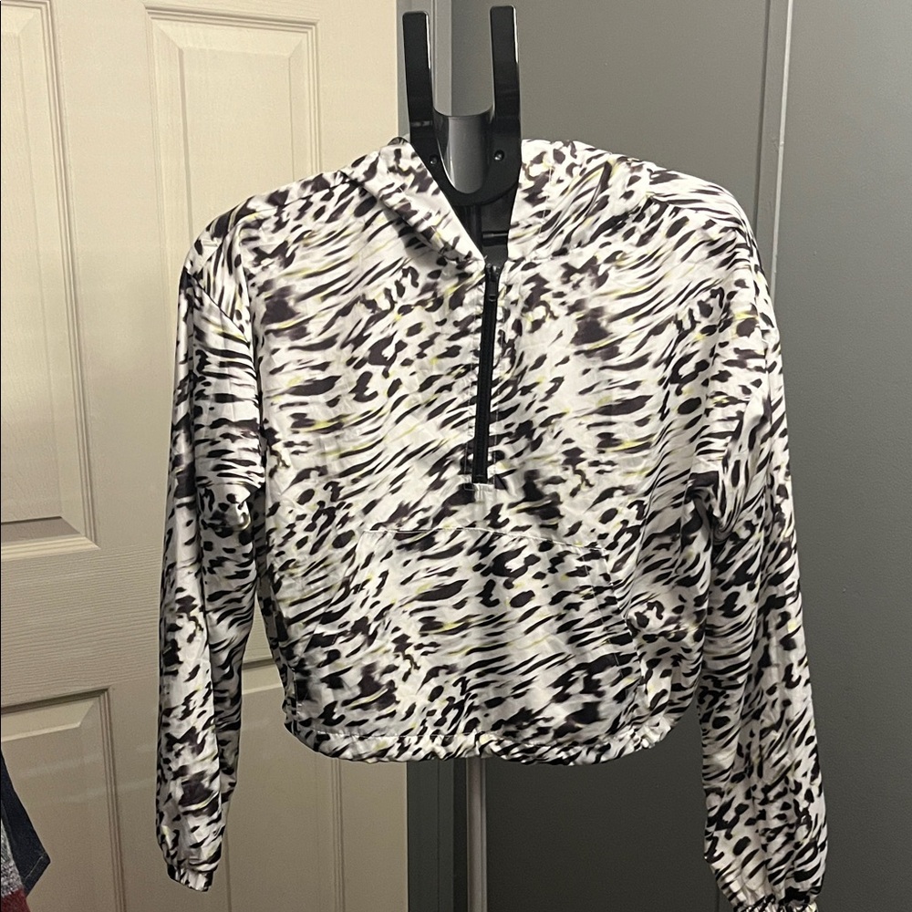 Forever 21 Black and White Animal Print Hoodie